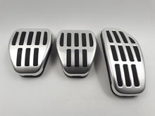 Set of automatic pedals Renault Clio V 2019-2022 ORIGINAL 8201720783 RHD
