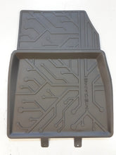 Juego de alfombrillas de goma caucho delanteras y traseras ORIGINALES Renault Megane E-Tech 8201738743