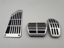 Resposapies y pedales deportivos Nissan Qashqai J11 2014–2018 ORIGINAL KE4604E111