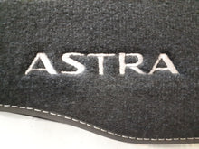 Juego de Alfombras tacto suave terciopelo negro Velour para Opel Astra K, 39056505 Originales Opel 1723185