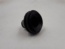 Soporte fijacion tapa motor Original Renault y Dacia 7701056972 Nuevo a estrenar