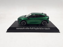 Miniatura del Renault Clio VI Full Hybrid E-Tech 2025 1/43 verde Metal Zamack