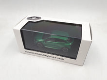 Miniatura del Renault Clio VI Full Hybrid E-Tech 2025 1/43 verde Metal Zamack