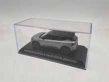 Miniatura del Renault Scenic E-Tech 100% Electrico 1/43 gris Metal Zamack
