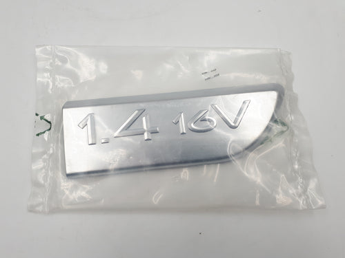 Logo emblema monograma 1.4  16V Renault Megane II. Scenic 2 (2002-2008) Original 8200209146