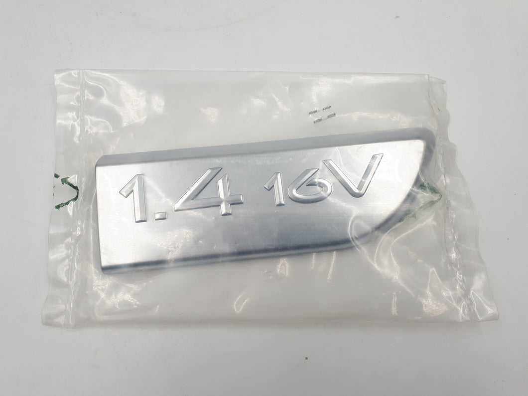 Logo emblema monograma 1.4  16V Renault Megane II. Scenic 2 (2002-2008) Original 8200209146