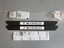 Pareja de embellecedores de puerta Renault Twingo III (2014-2024) ORIGINALES 8201721843