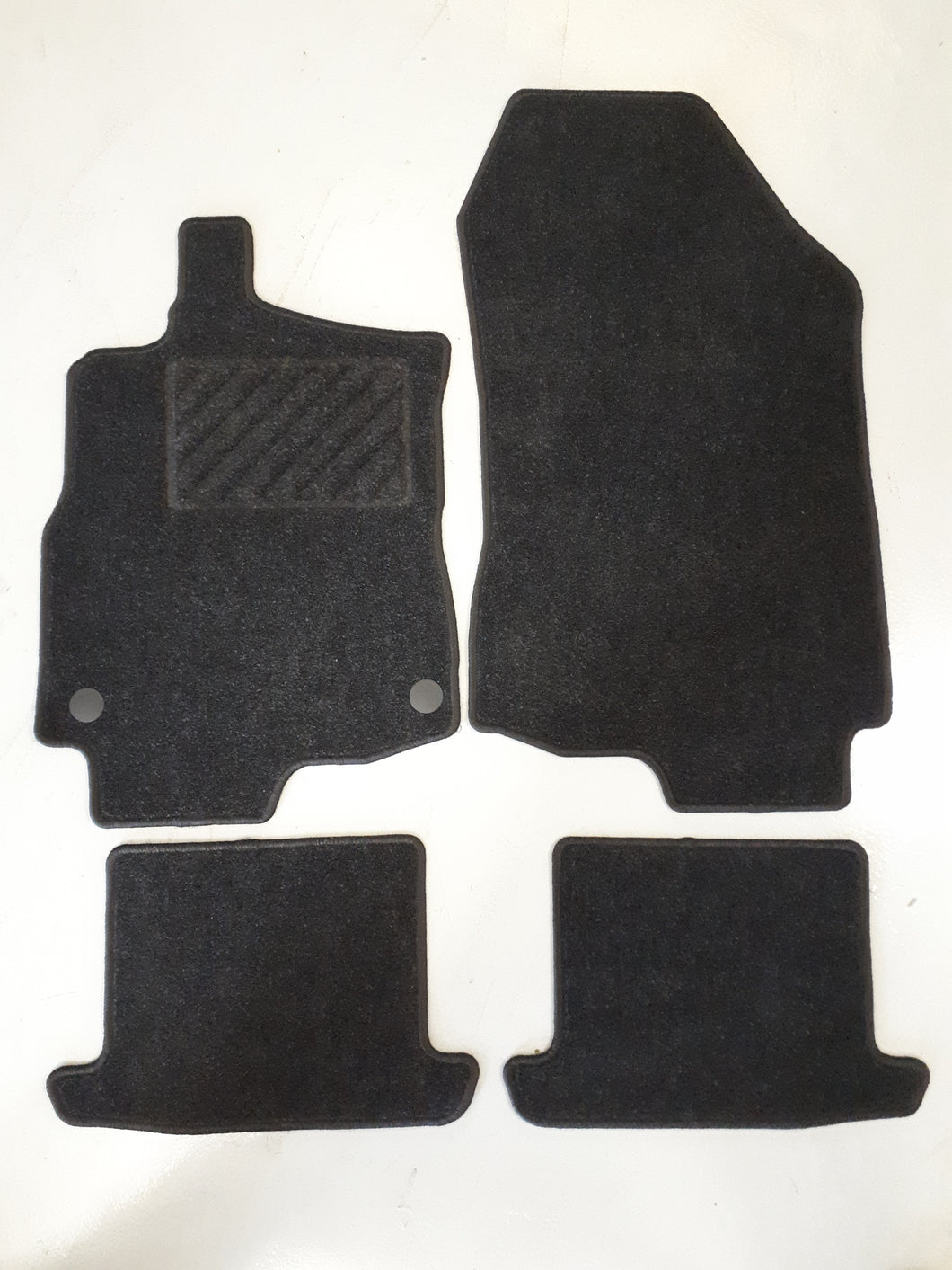 Set de alfombrillas textiles Renault Megane III (2008-2016) originales 8201740495