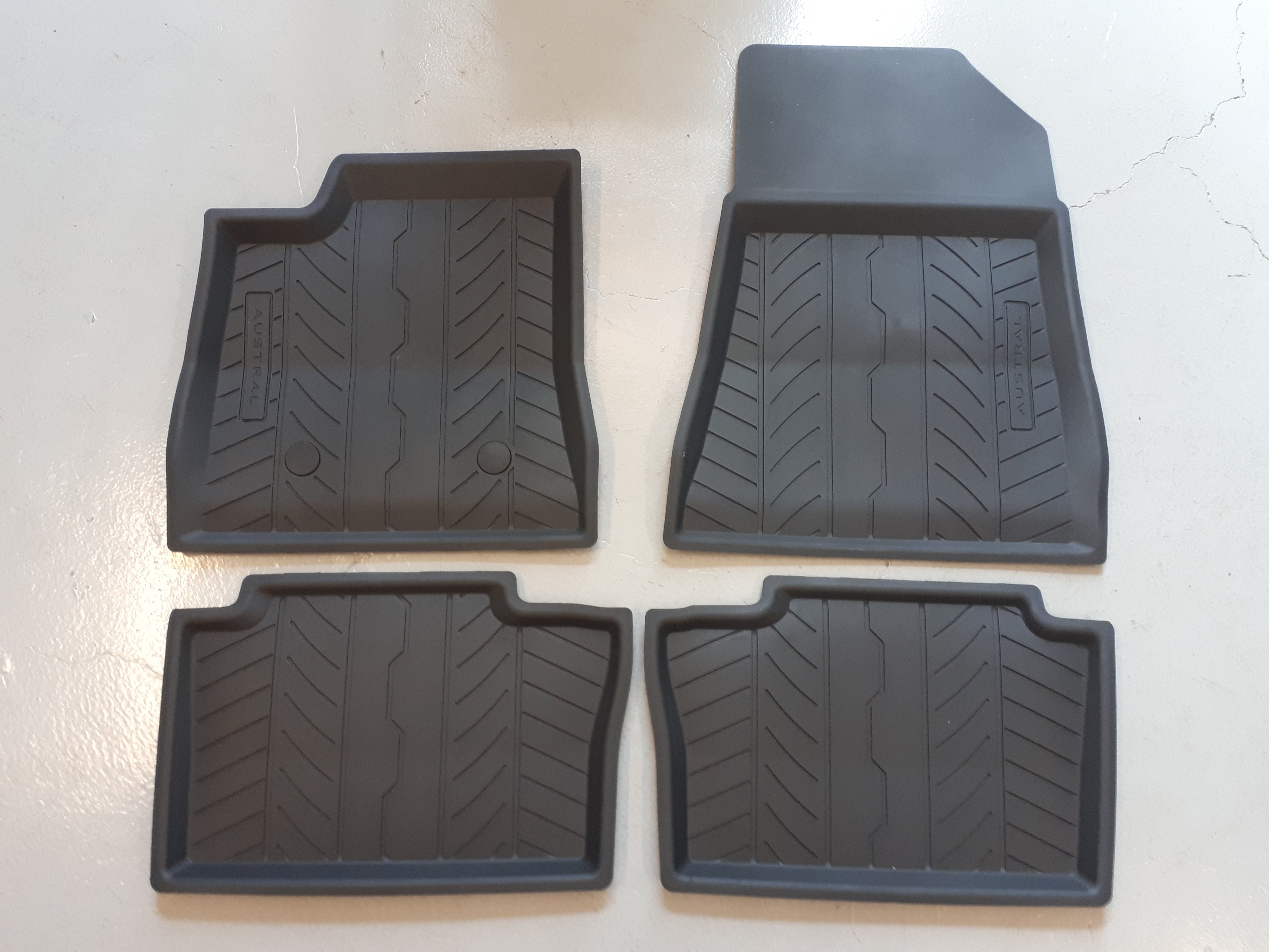Alfombrillas De Goma Para Renault Austral-e E-Tech Hybrid 2022 - 4 Piezas