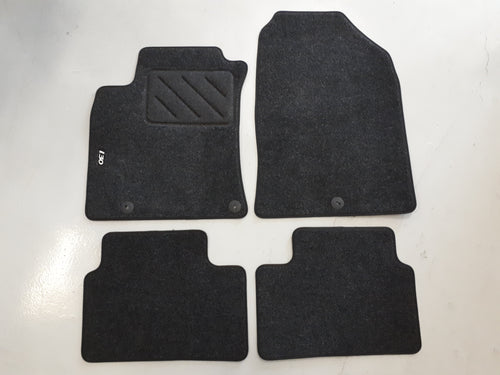 Juego de 4 alfombrillas originales de Hyundai I30 2016-2025 a medida.