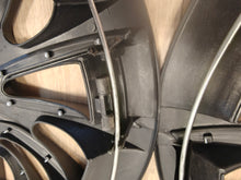 4 Tapacubos Originales de Renault y Dacia de 16" Nadi bicolor negro y gris.Outlet