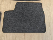Juego de Alfombras Originales GM OPEL Astra H, GTC Tourer (2004-2009) 93165262 Usadas - MLBMOTOR