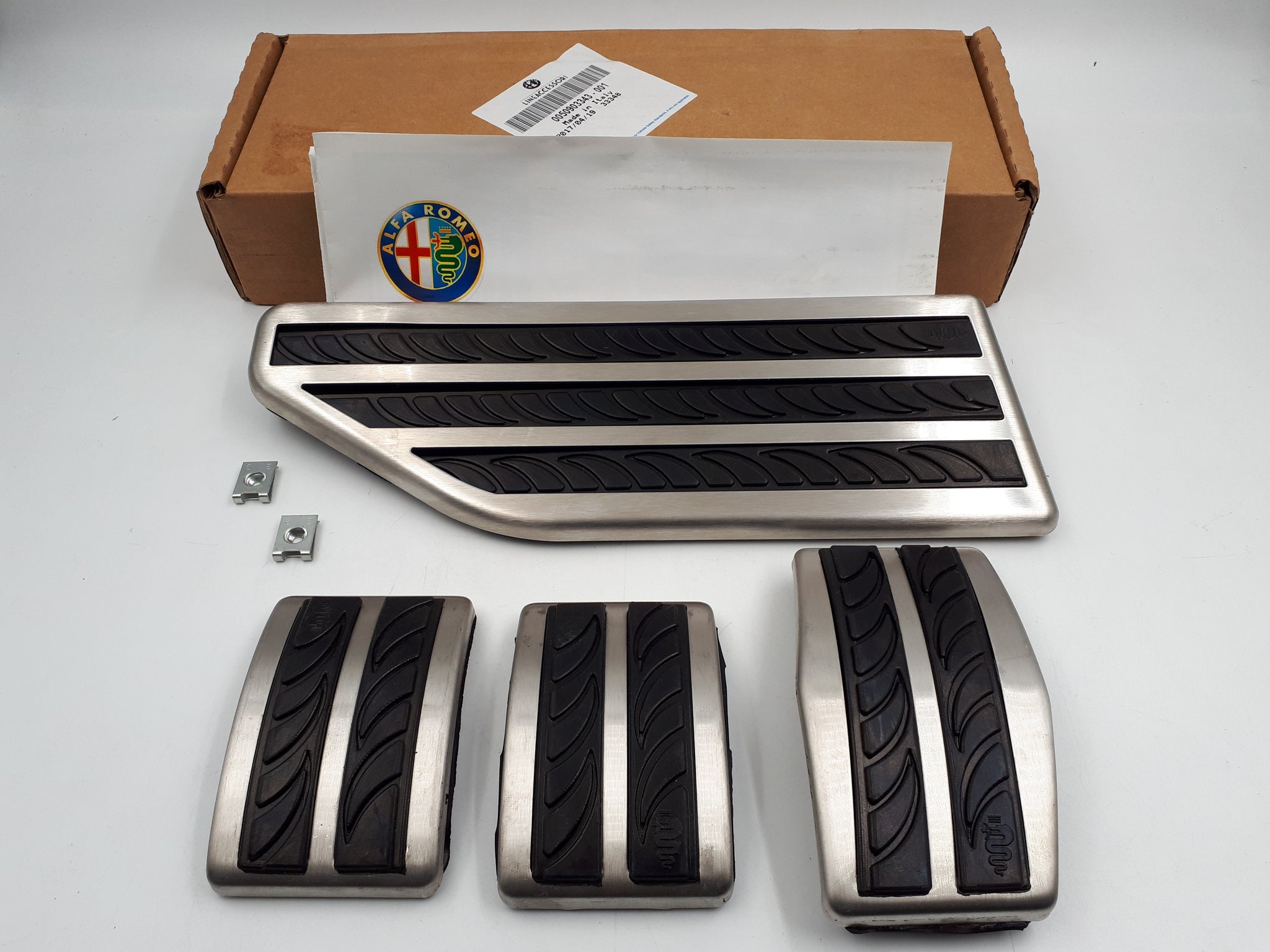 alfa romeo giulietta pedal covers ORIGINAL Alfa Romeo Giulietta Pedals and Footrest Set 50903343 – MLBMOTOR