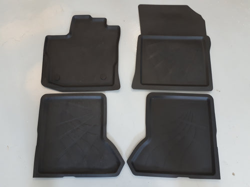 Set of 4 original rubber floor mats Dacia Dokker 2012-2022 8201149589