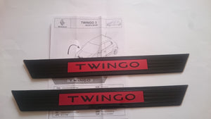 Paar Türverkleidungen Renault Twingo III 2014-2022 rot Original 8201607756