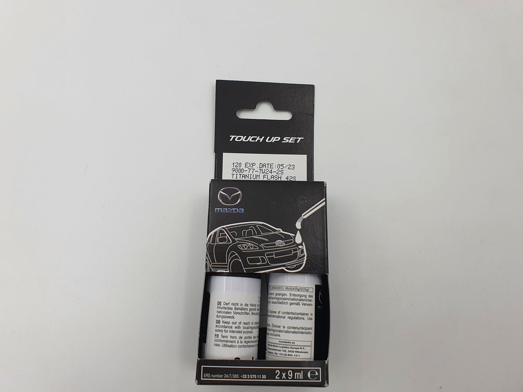 Kit de pincel de retoque original Mazda Titanium Flash 42S OEM part 9000777W242S