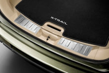 Umbral de Maletero de aluminio ORIGINAL Nissan X-Trail 2013-2023 KE9674C520